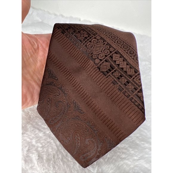 Brittania Mens Vintage Neck Tie Brown  Polyester 57" x 4 1/2" - Picture 3 of 8